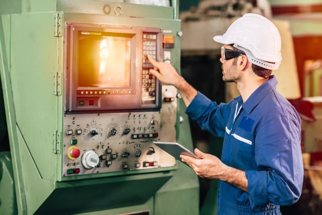 Digitale Freischaltabwicklung in der Instandhaltung: So verringern Sie unnötige Wartezeiten